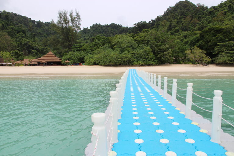 เกาะนาวโอพี 3